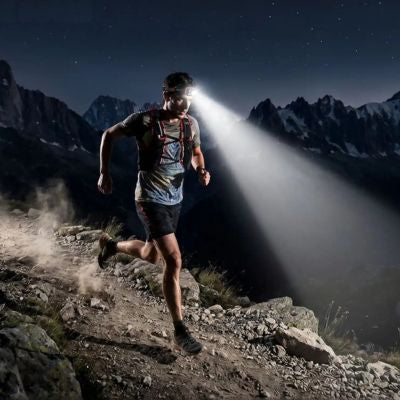 lampe-frontale-trail-course-montagne
